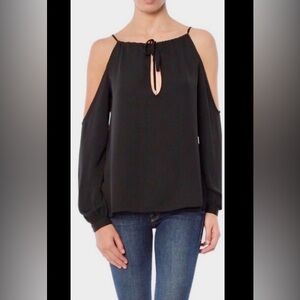 L’Academie Women’s Black Blouse